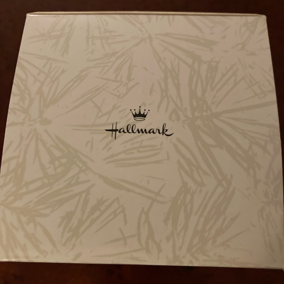 VINTAGE Hallmark Keepsake Ornament Collectors Series Holiday Barbie 1995 - NEW - Picture 7 of 7